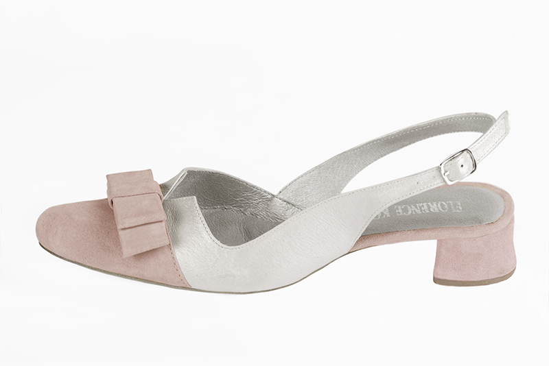 Powder pink and pure white women's open back shoes, with a knot. Round toe. Low flare heels. Profile view - Florence KOOIJMAN